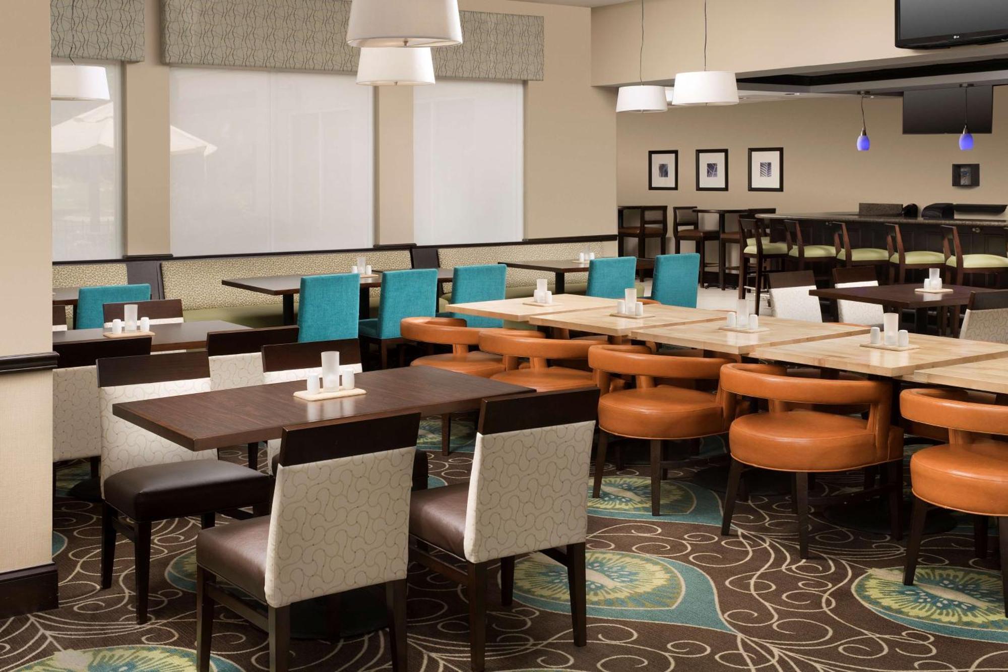 Hilton Garden Inn Winston-Salem/Hanes Mall Экстерьер фото