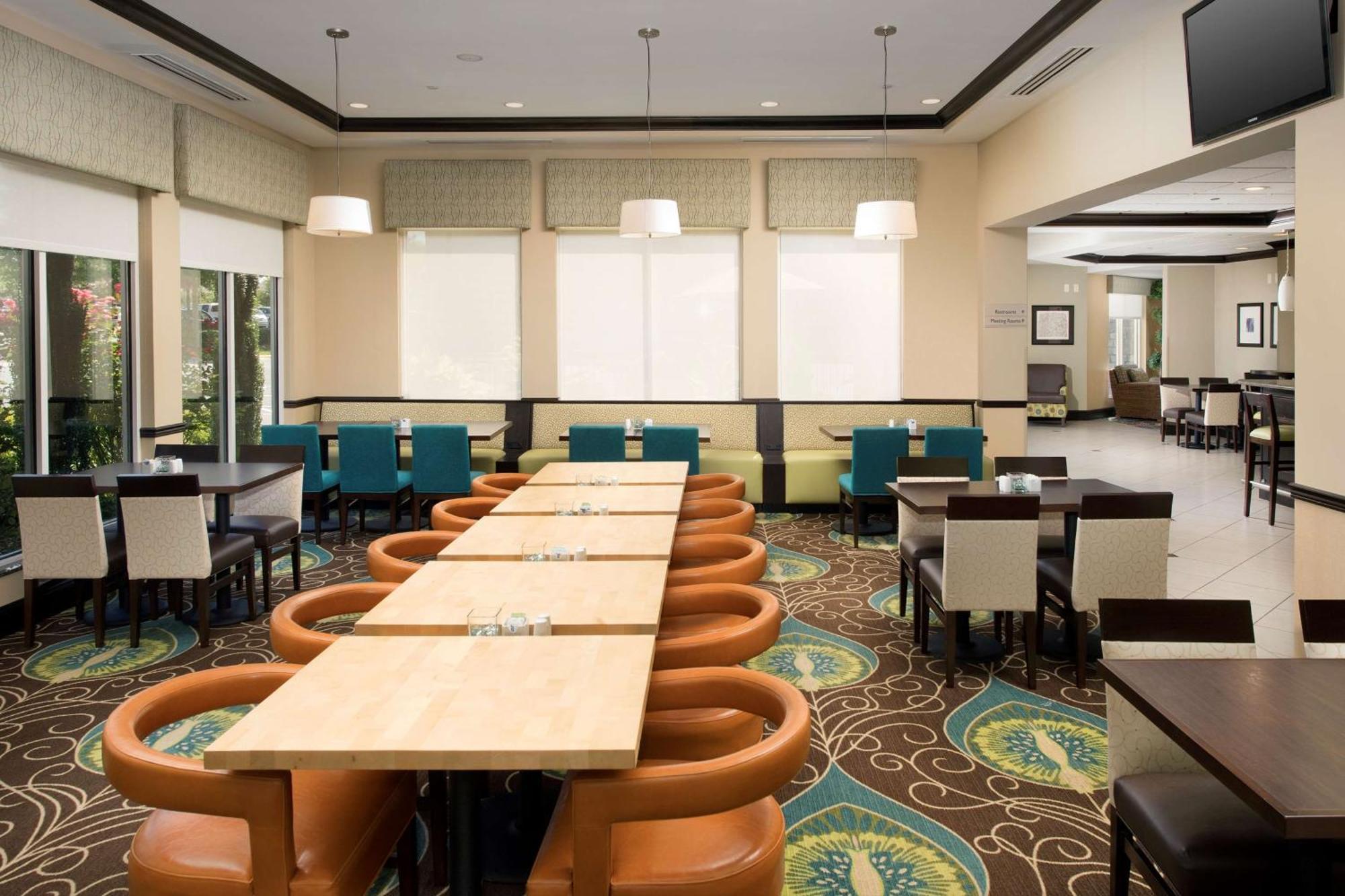 Hilton Garden Inn Winston-Salem/Hanes Mall Экстерьер фото